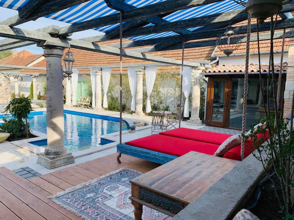 Апартаменты Resident Wellness Vendeghaz Бекешчаба Экстерьер фото